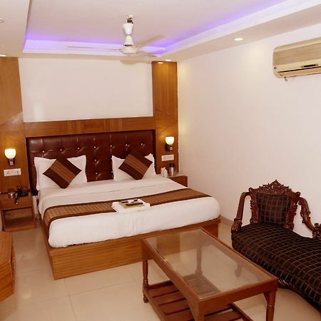 Hotel Vishal New Delhi Buitenkant foto