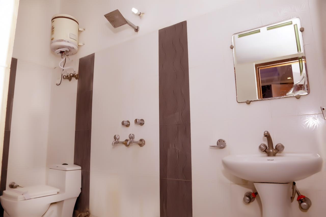 Hotel Vishal New Delhi Buitenkant foto