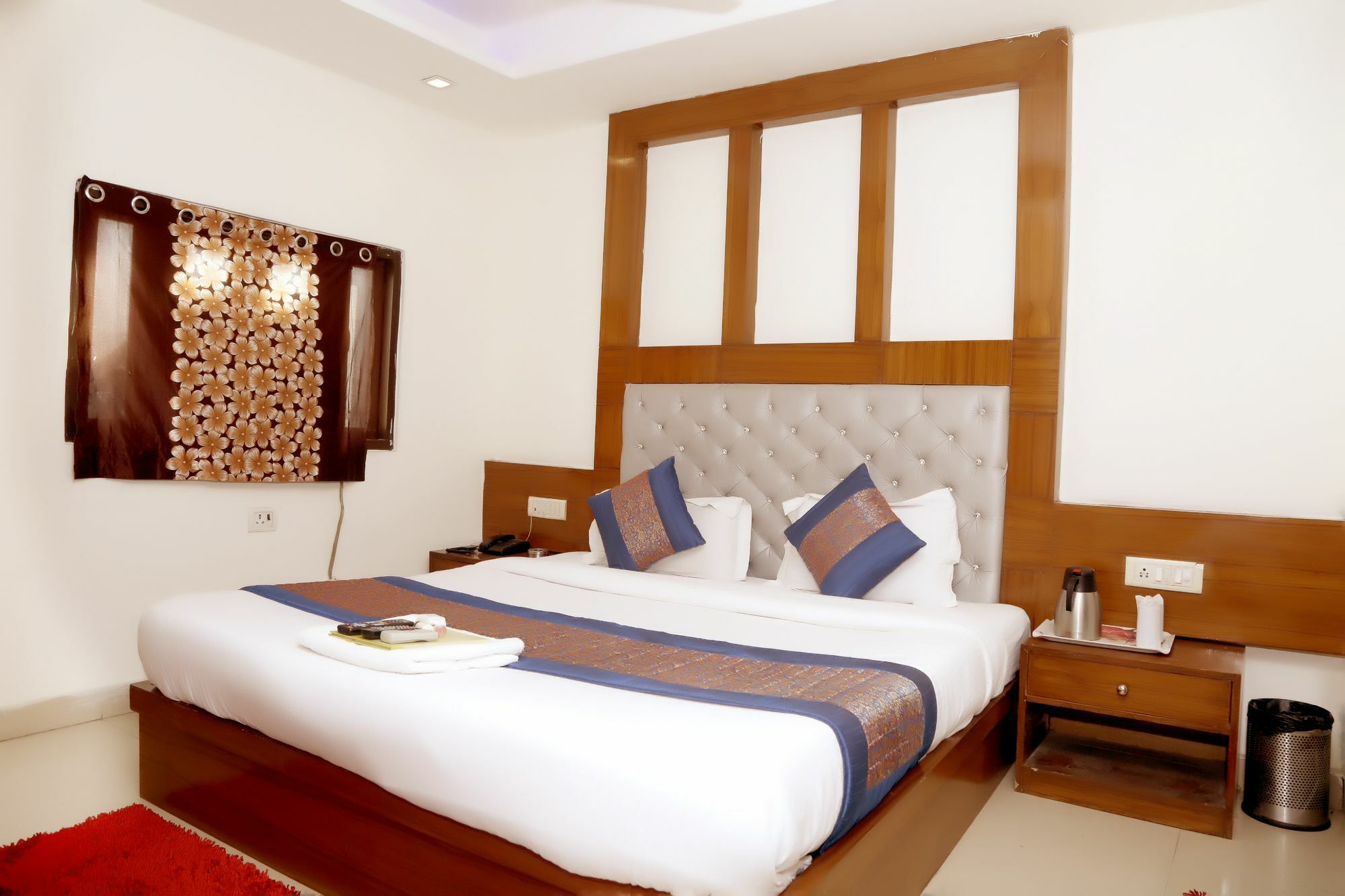 Hotel Vishal New Delhi Buitenkant foto